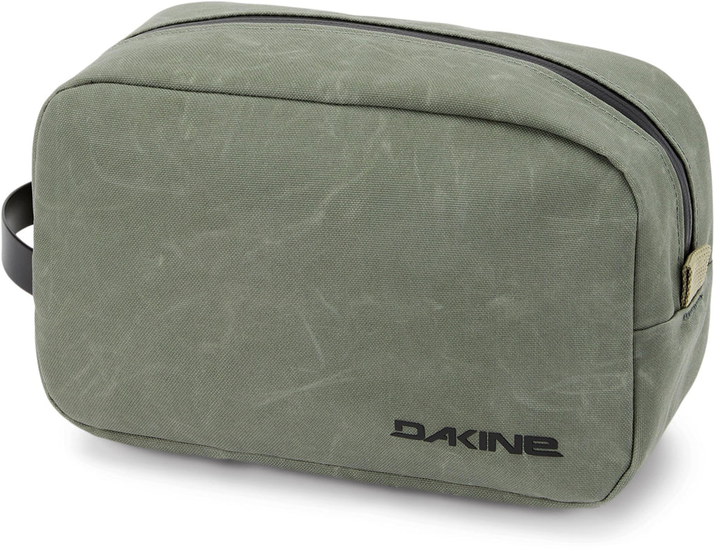 Dakine Toiletry Bag, Travel Dopp Kit Organizer, Medium, Black